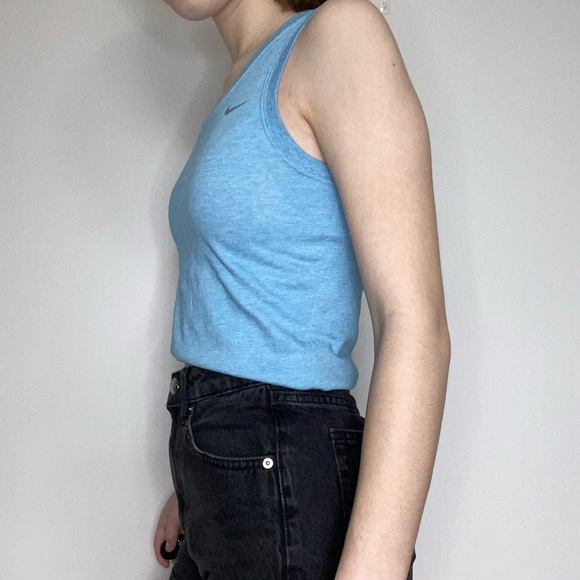 Nike Tank Top - Picture 2 of 4